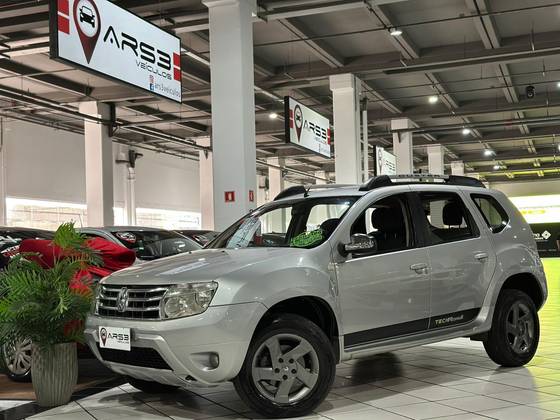 RENAULT DUSTER 2.0 DYNAMIQUE 4X2 16V FLEX 4P AUTOMÁTICO RENAULT DUSTER 2.0 DYNAMIQUE 4X2 16V FLEX 4P AUTOMÁTICO